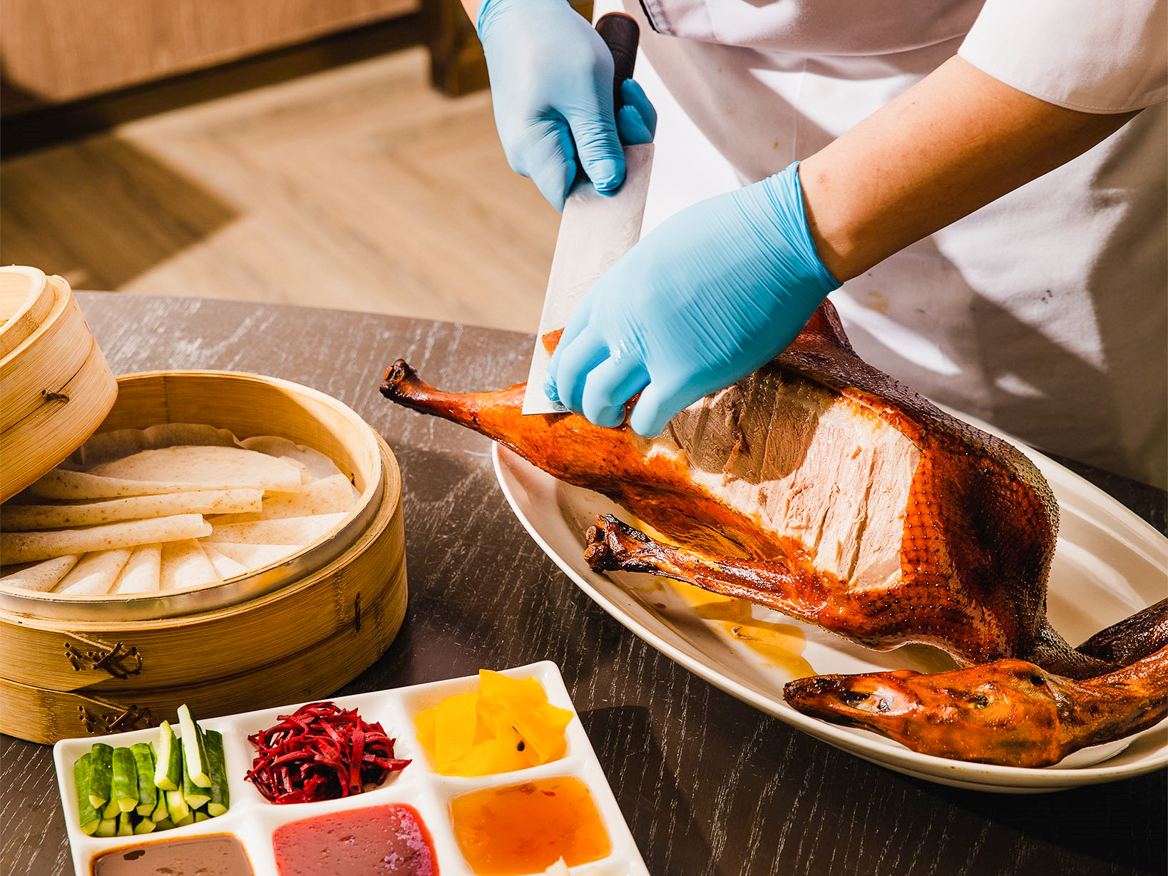 台北新板希爾頓酒店_Quin Ya 青雅中餐廳推出「手推彈珠台」，現場內用消費滿2500元即可試手氣，還有機會獲得招牌「嫣紅鵝」半隻二吃。